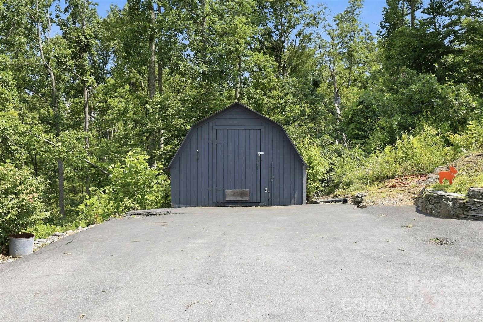 854 Ox Creek Crest Lane, Weaverville, NC 28787