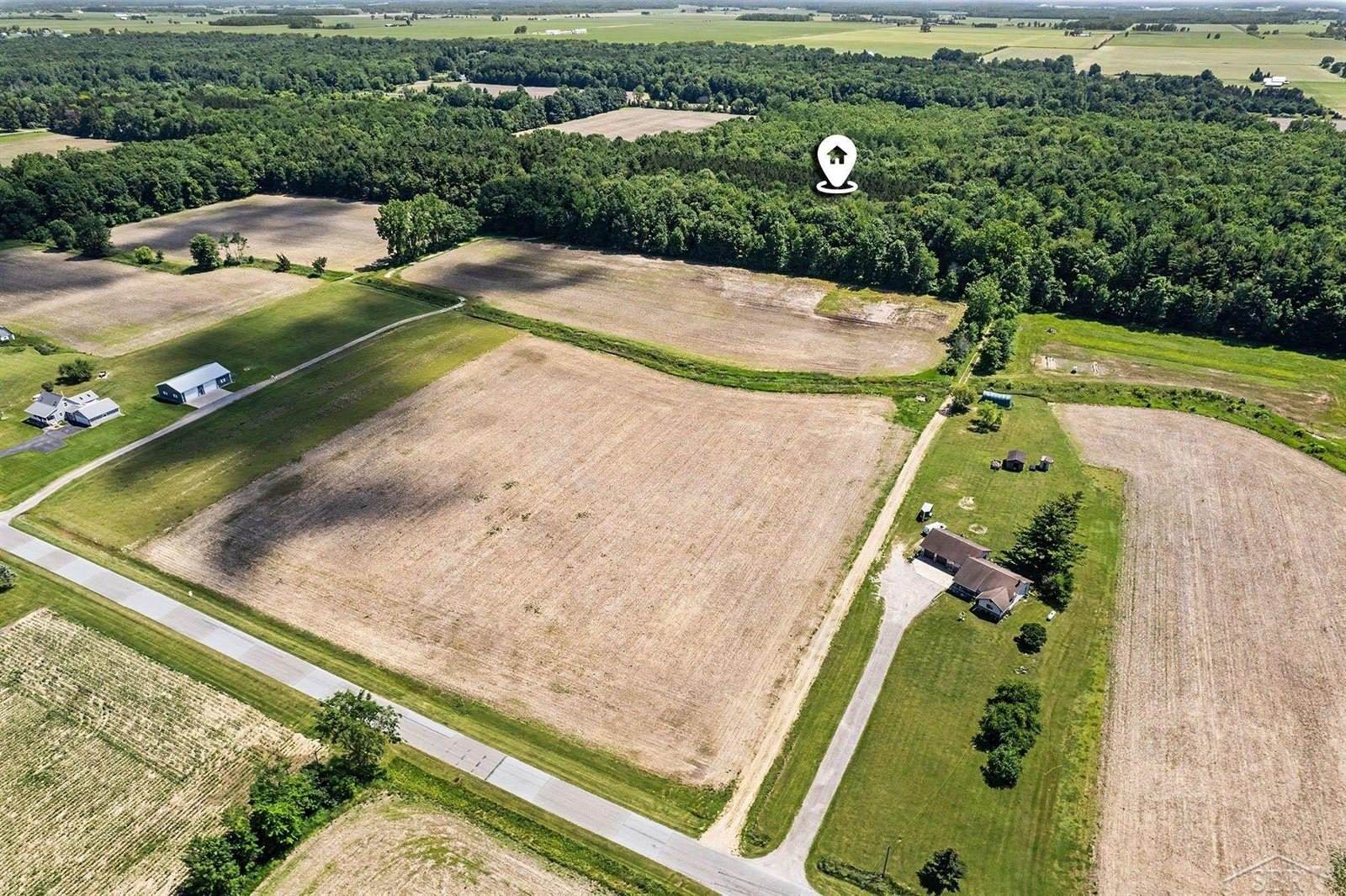 S Fenmore Road, Merrill, MI 48637