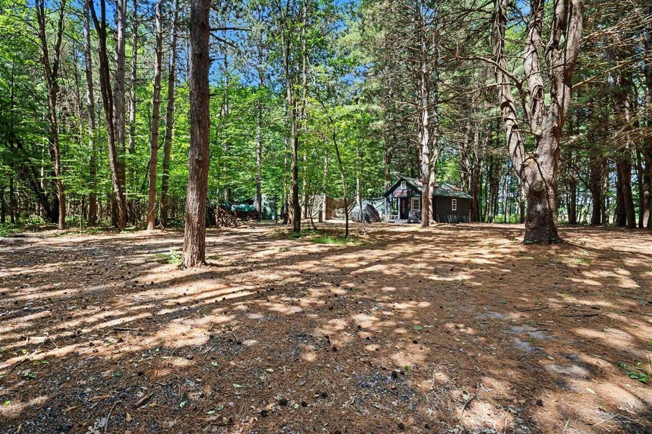 S Fenmore Road, Merrill, MI 48637