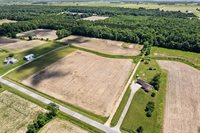 S Fenmore Road, Merrill, MI 48637