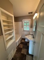 1954 Holcomb Street, Saginaw, MI 48602