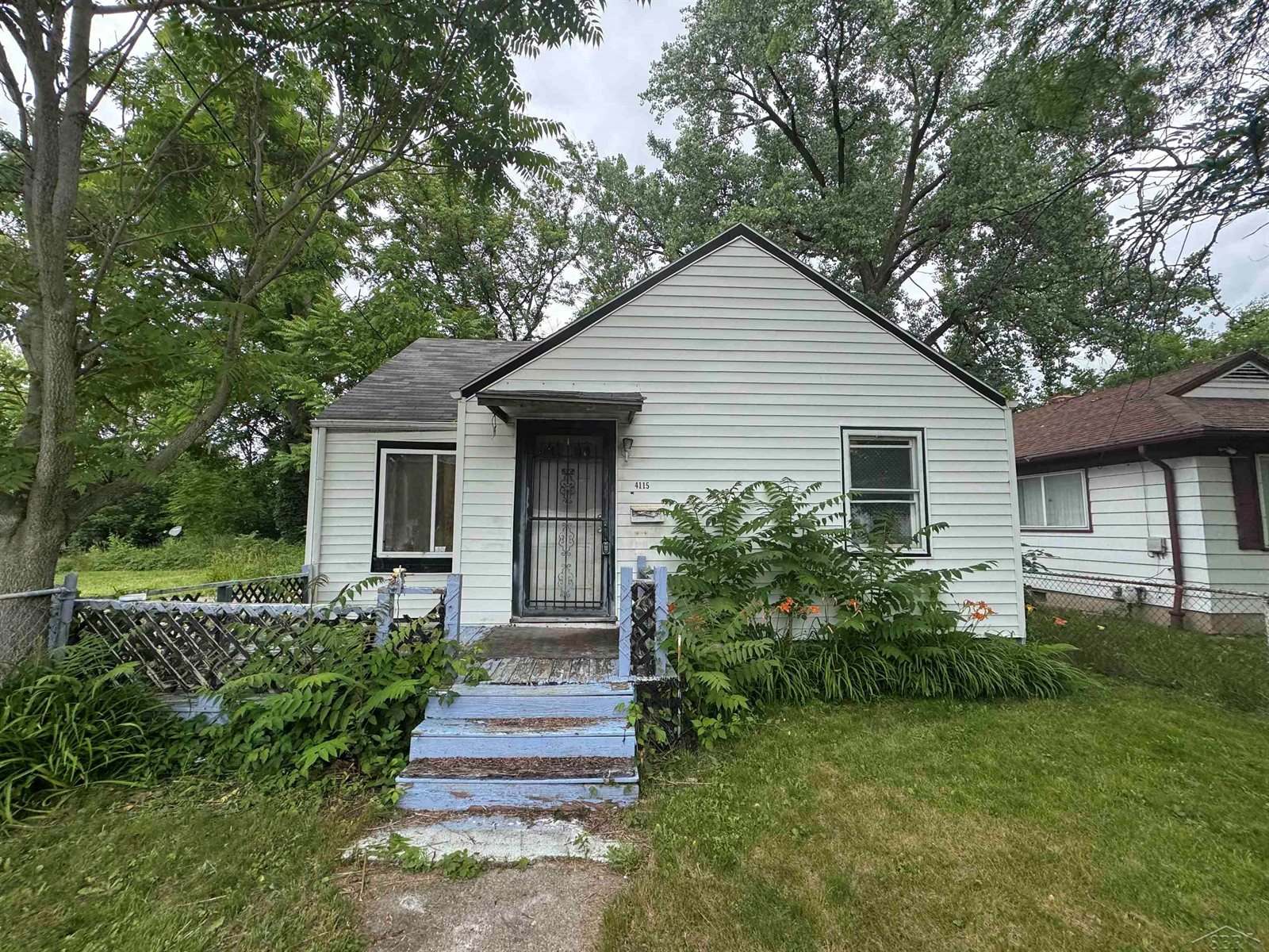 4115 Hess Avenue, Saginaw, MI 48601