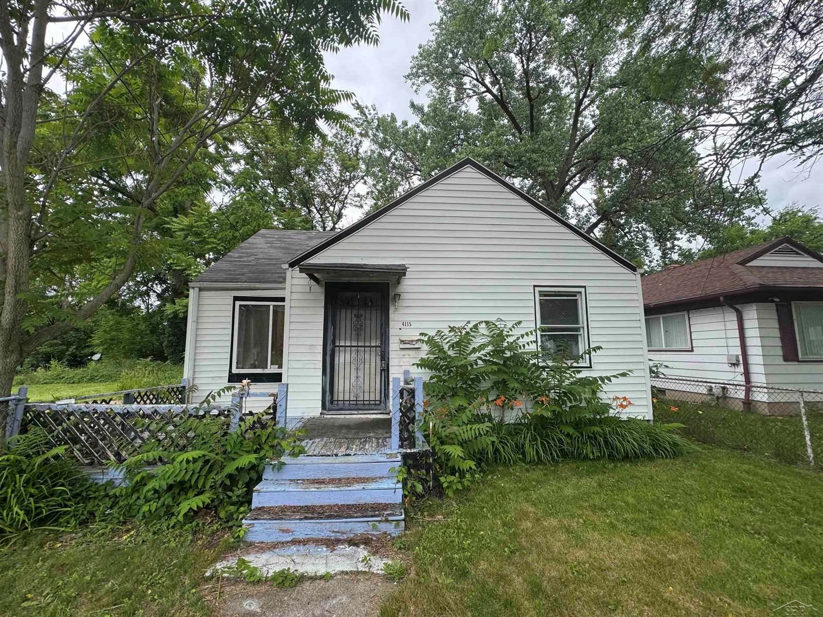 4115 Hess Avenue, Saginaw, MI 48601