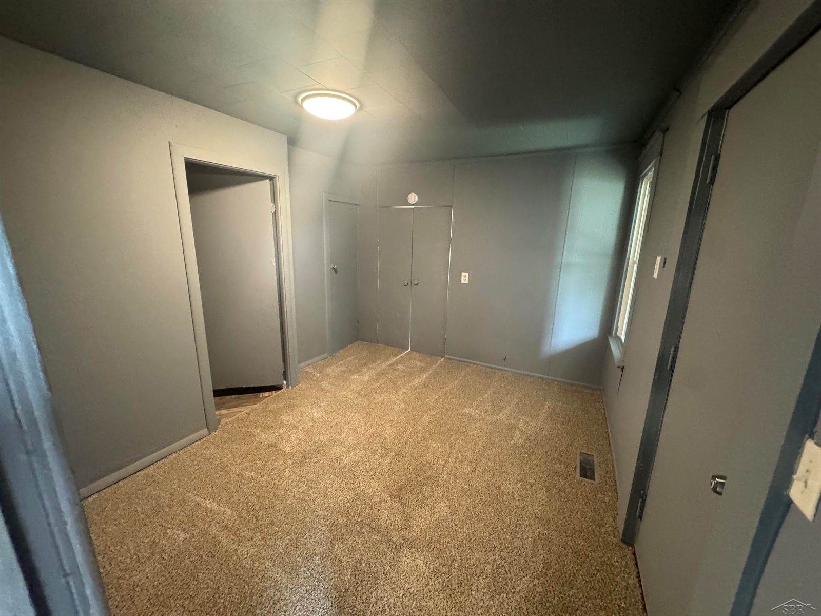 1002 Madison Avenue, Saginaw, MI 48602