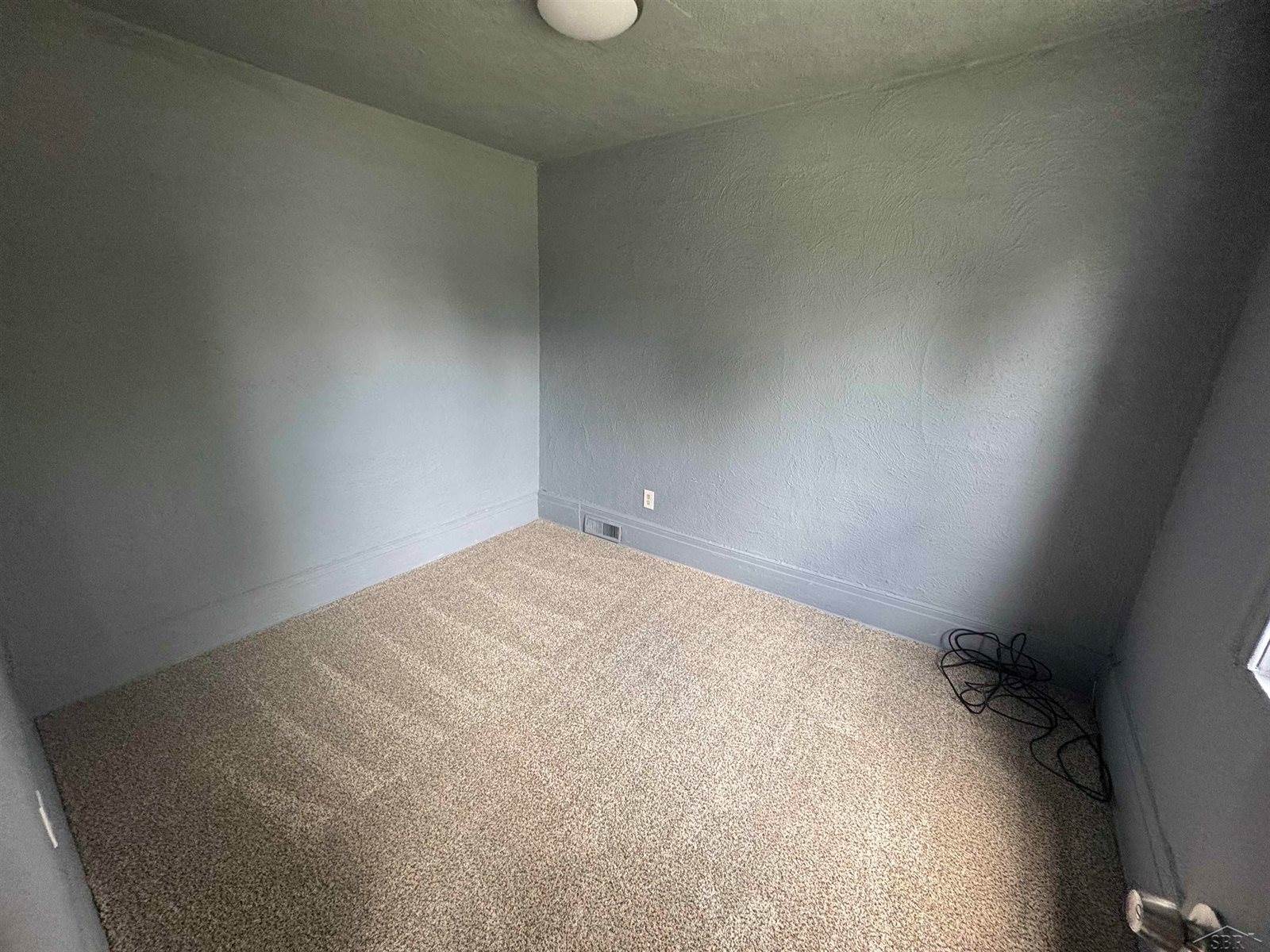 1002 Madison Avenue, Saginaw, MI 48602