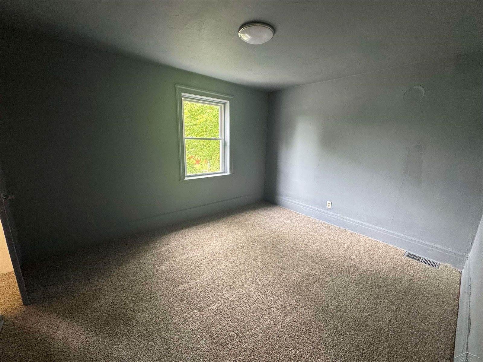 1002 Madison Avenue, Saginaw, MI 48602