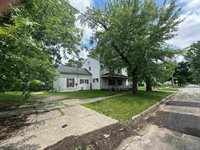 1002 Madison Avenue, Saginaw, MI 48602
