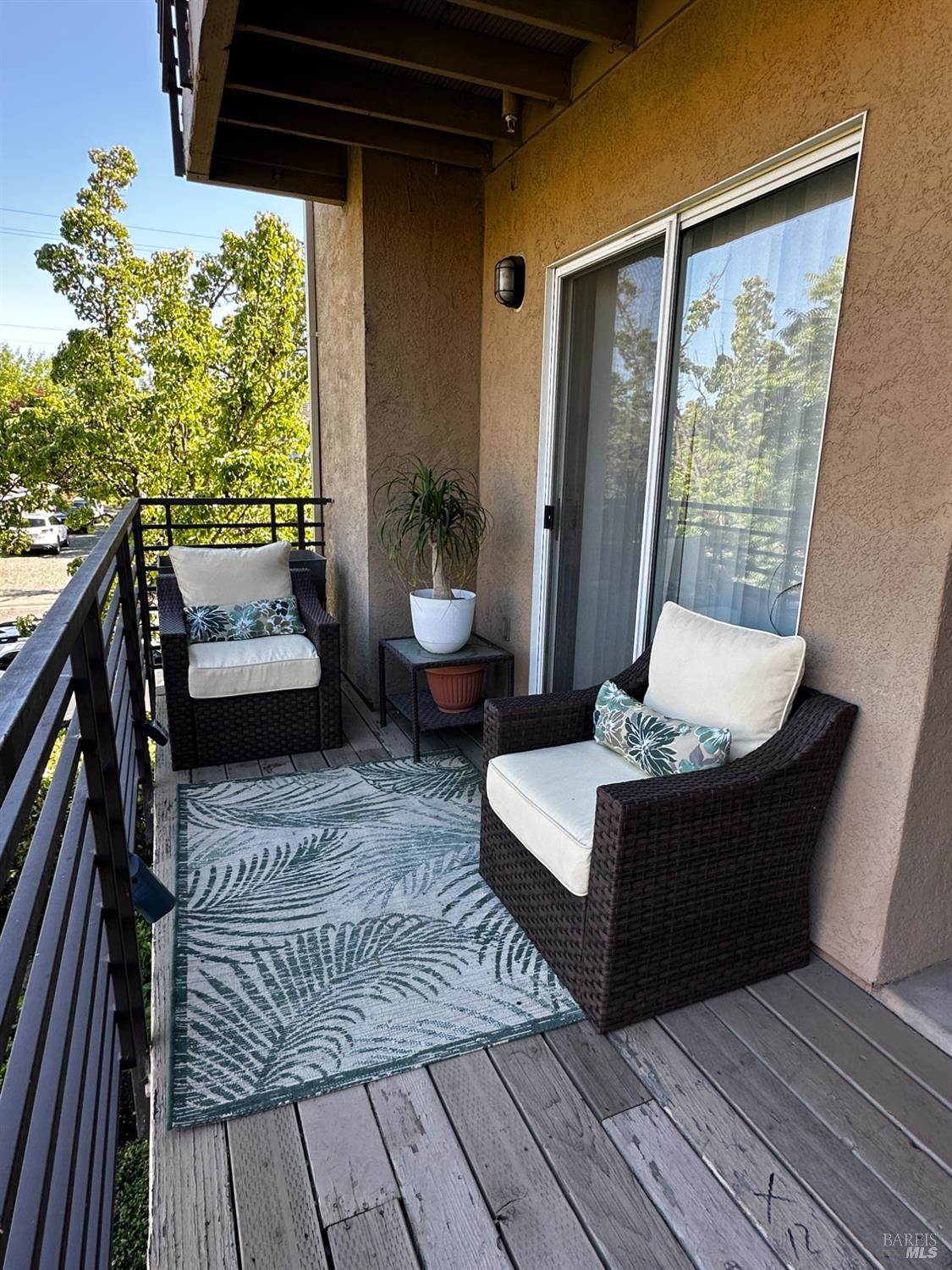 1152 Pear Tree Lane, Napa, CA 94558