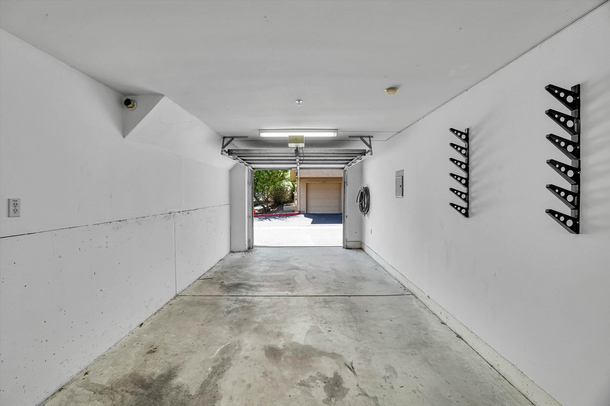 1152 Pear Tree Lane, Napa, CA 94558