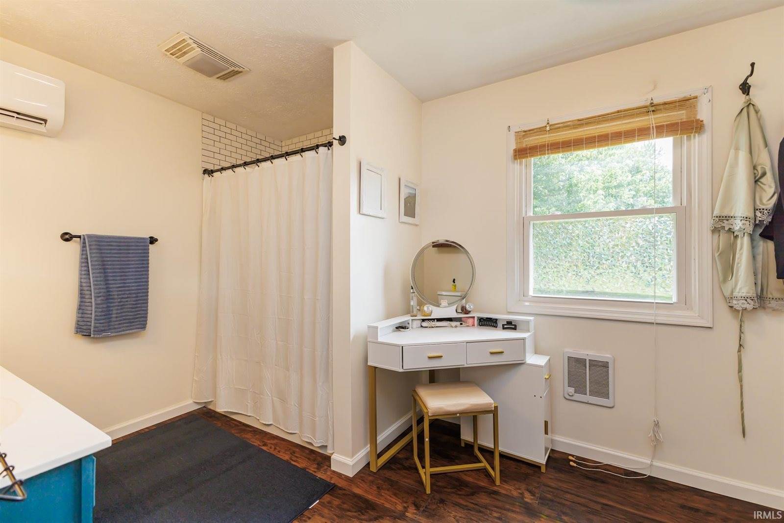 2106 N Cameron Road, Muncie, IN 47304