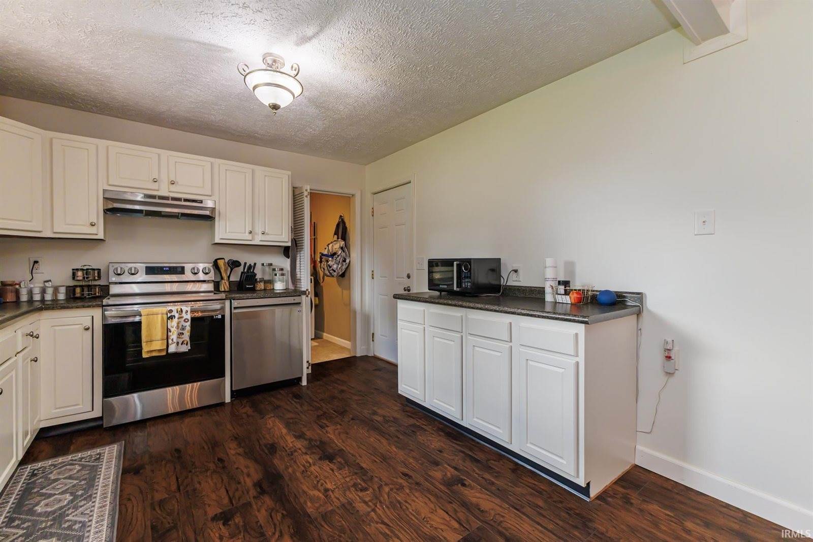 2106 N Cameron Road, Muncie, IN 47304