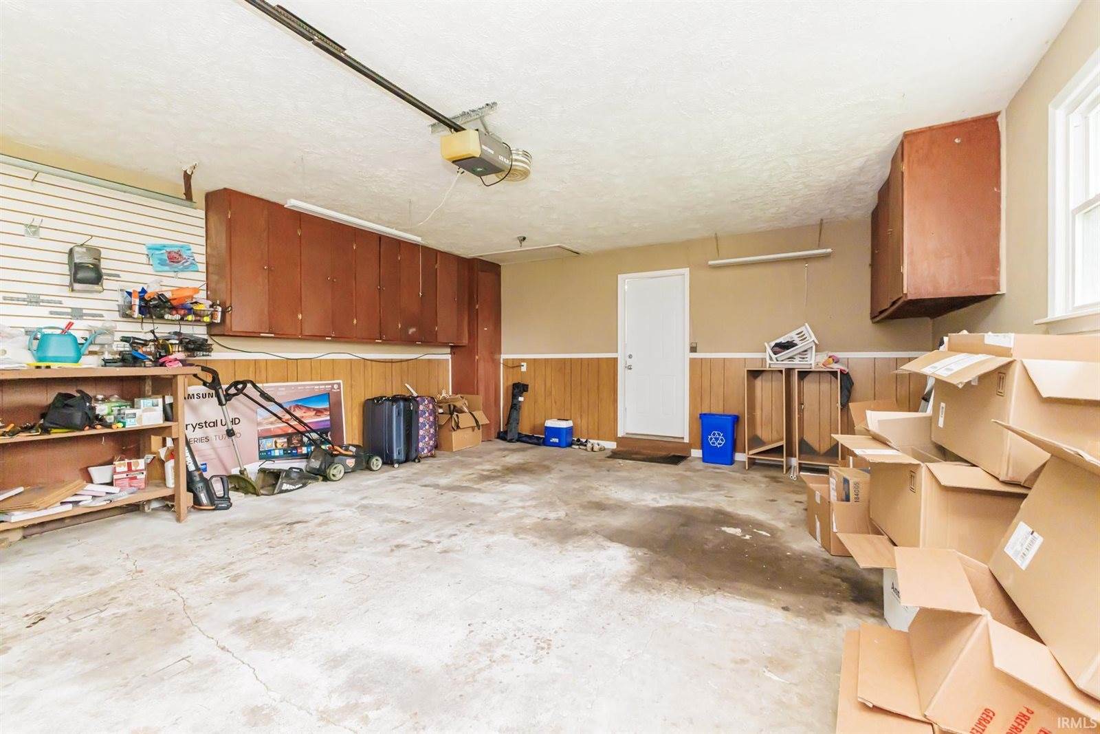 2106 N Cameron Road, Muncie, IN 47304