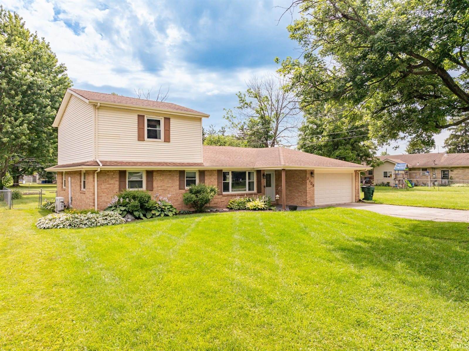 2106 N Cameron Road, Muncie, IN 47304