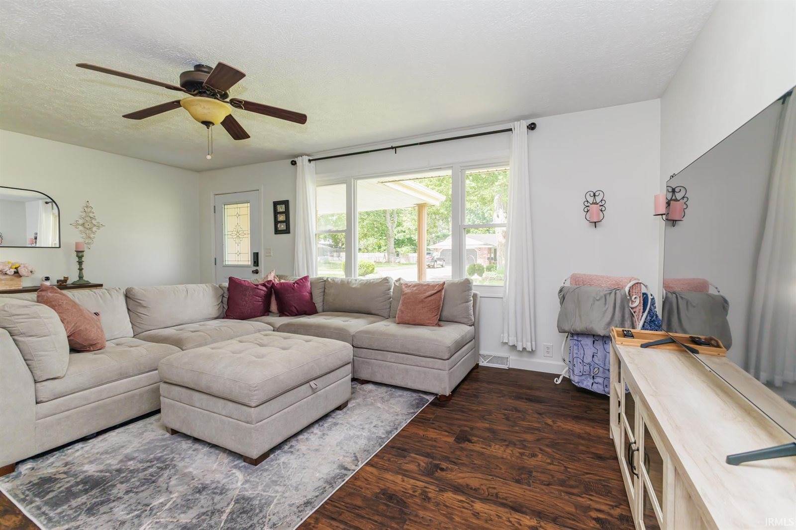 2106 N Cameron Road, Muncie, IN 47304