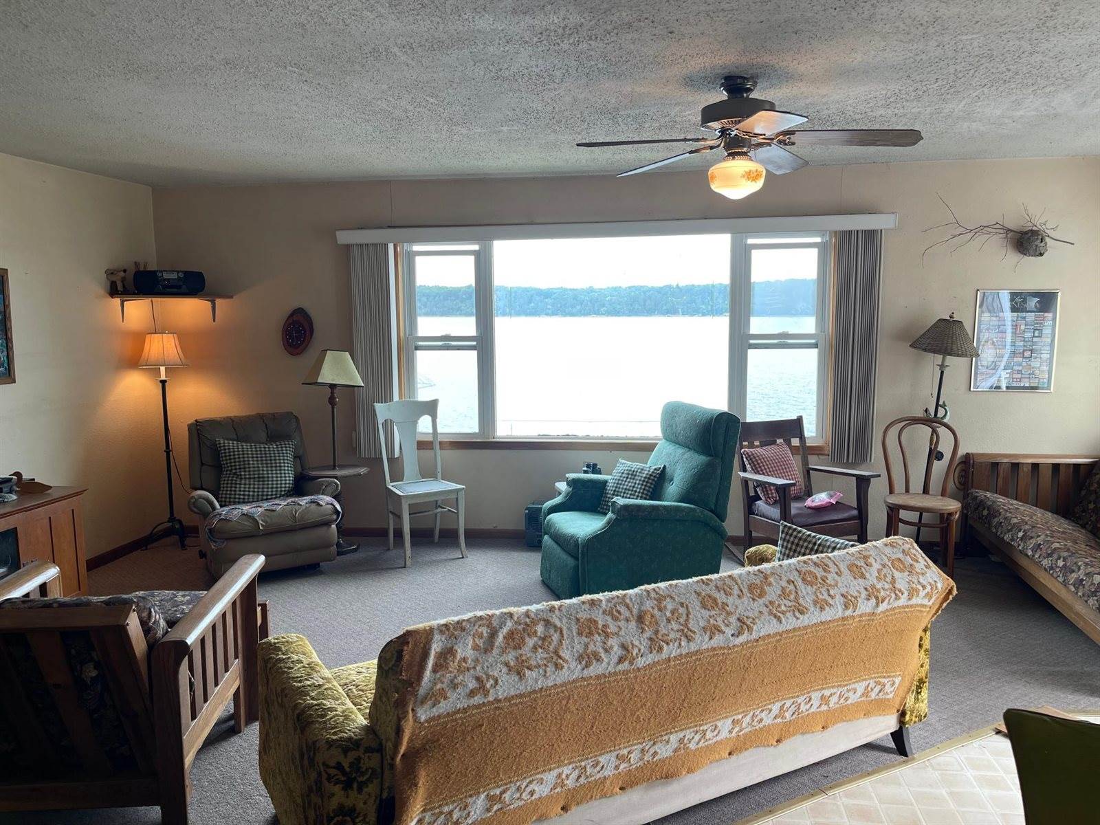 2928 Lake Shore Drive, Motley, MN 56466