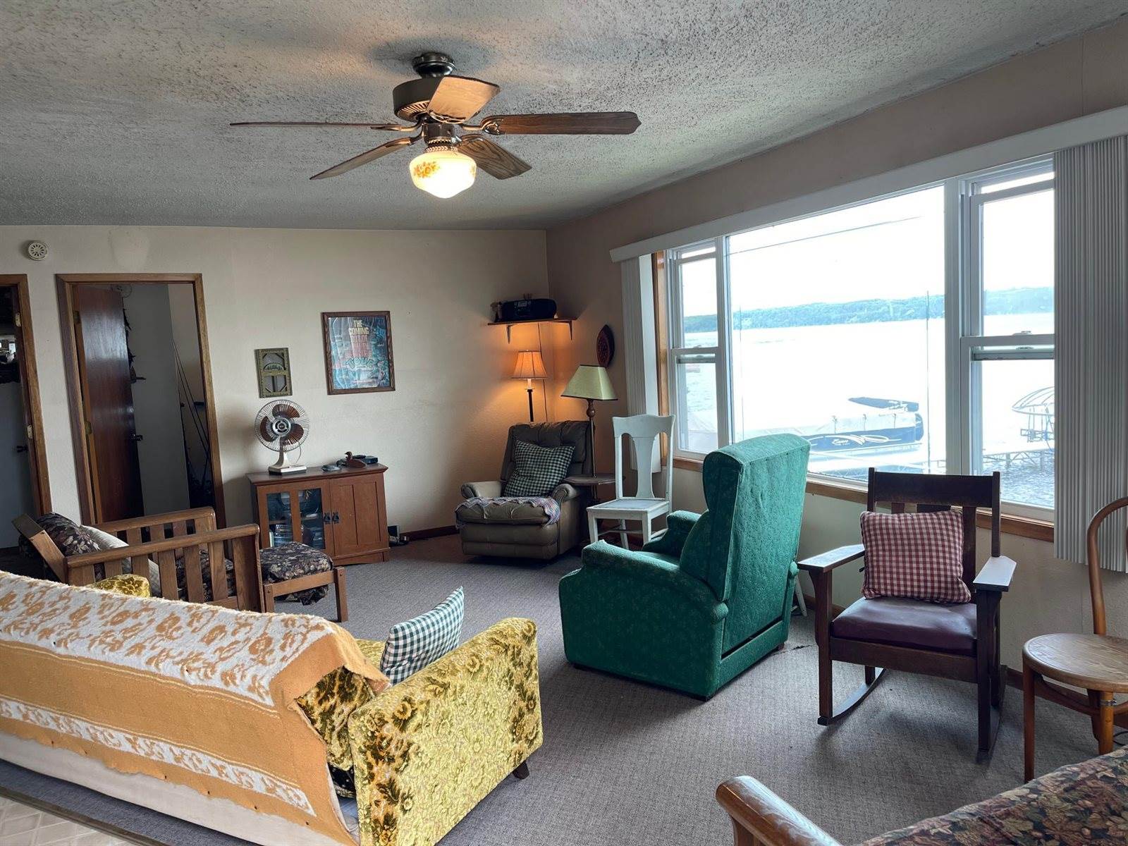 2928 Lake Shore Drive, Motley, MN 56466