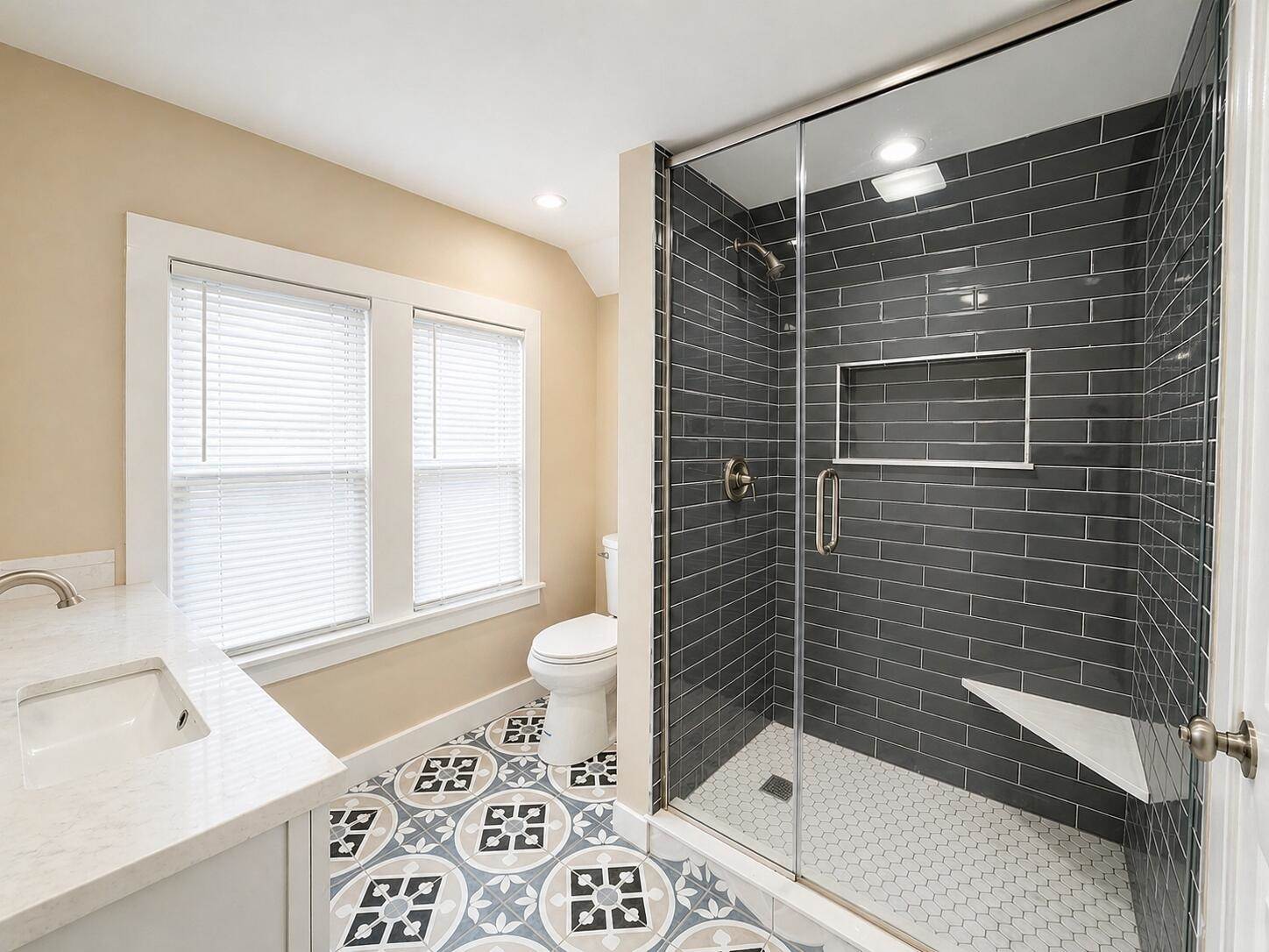 4134 South 1st St, Milwaukee, WI 53207