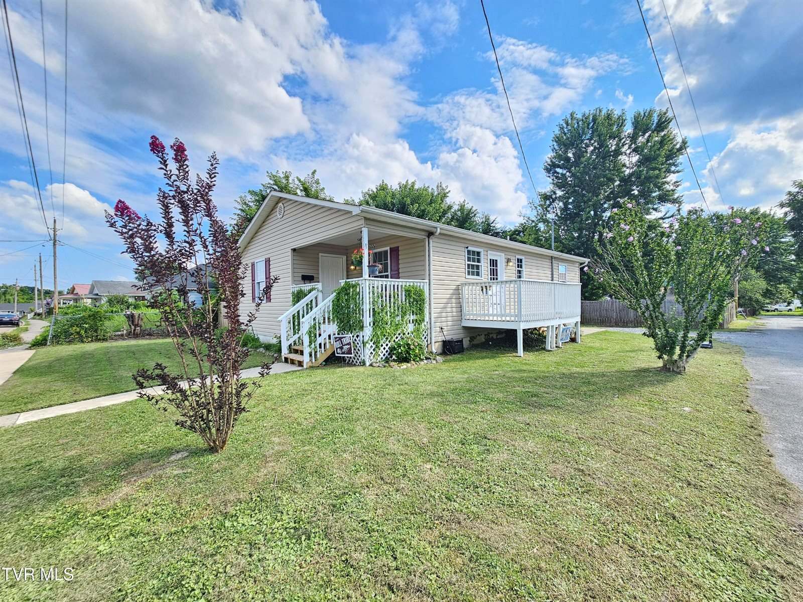 1002 East Sevier Avenue, Kingsport, TN 37660