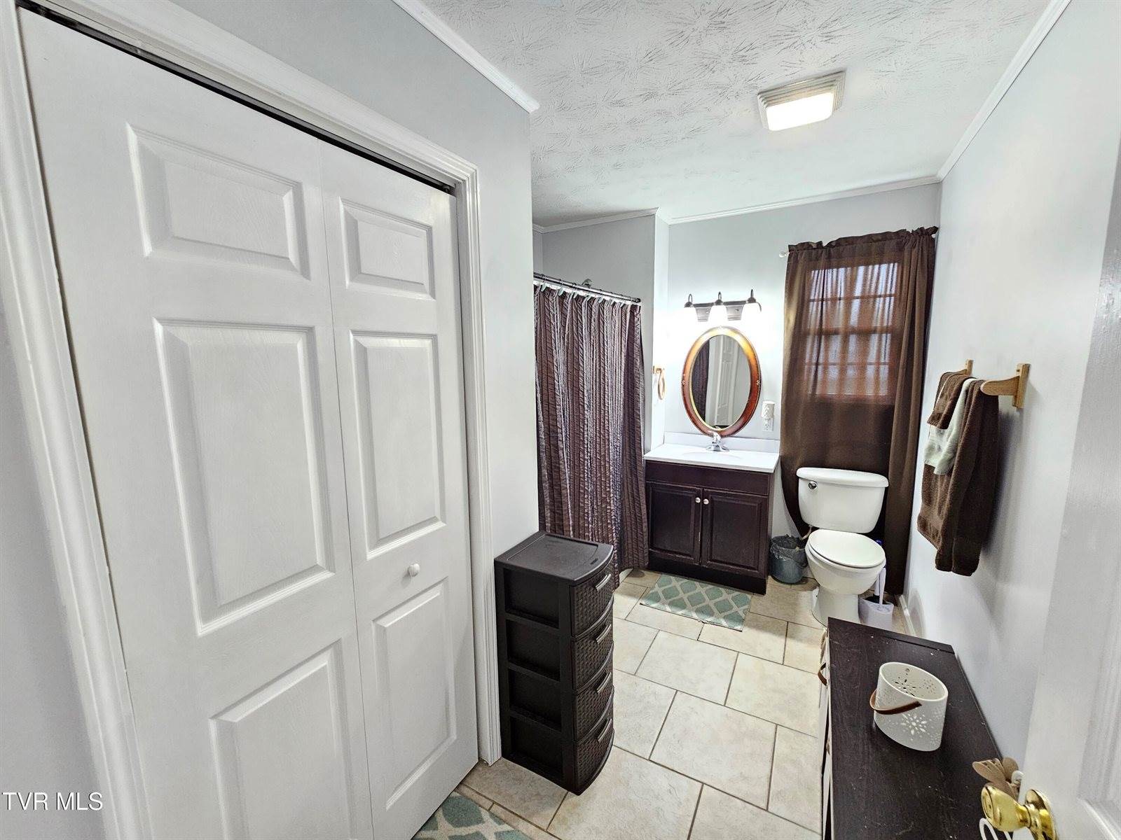 1002 East Sevier Avenue, Kingsport, TN 37660