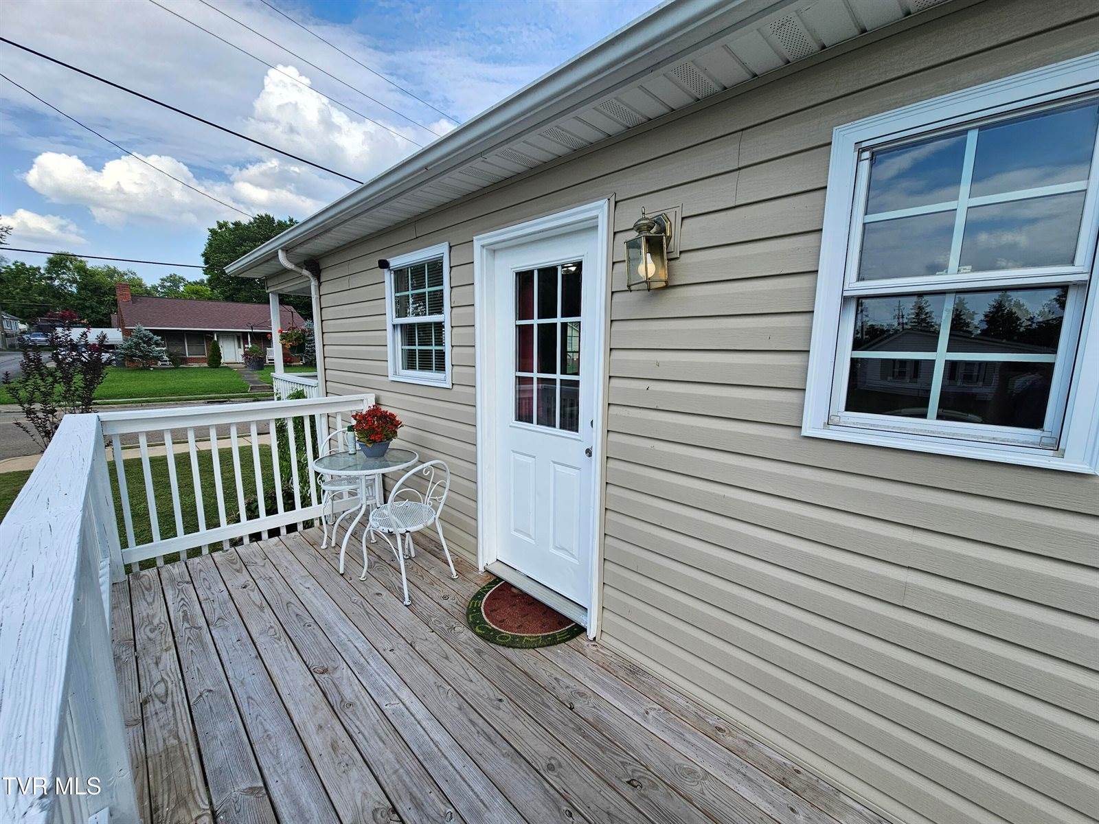 1002 East Sevier Avenue, Kingsport, TN 37660