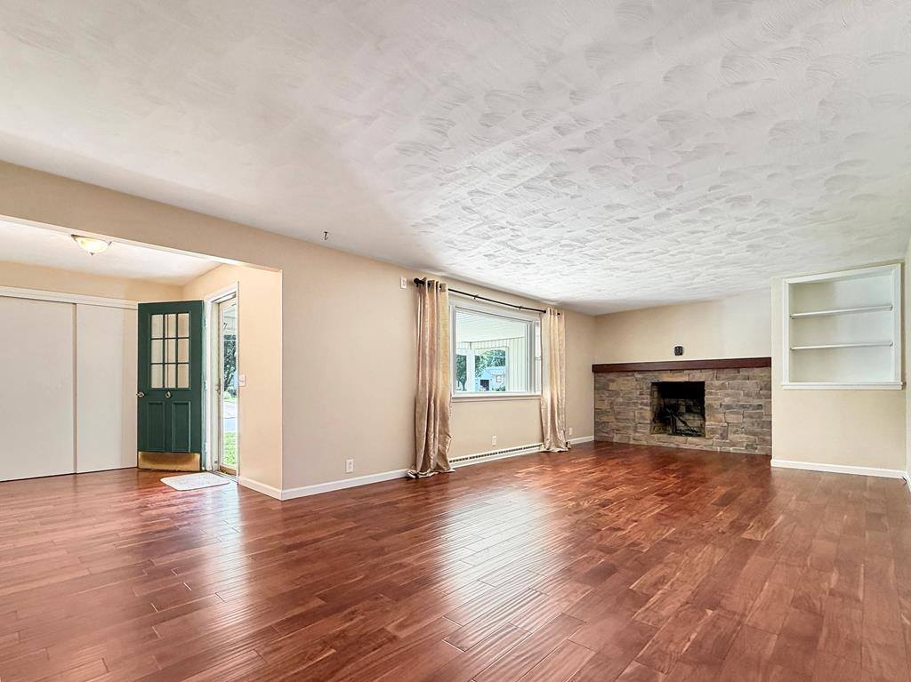 1008 Columbus Cir S, Ashland, OH 44805