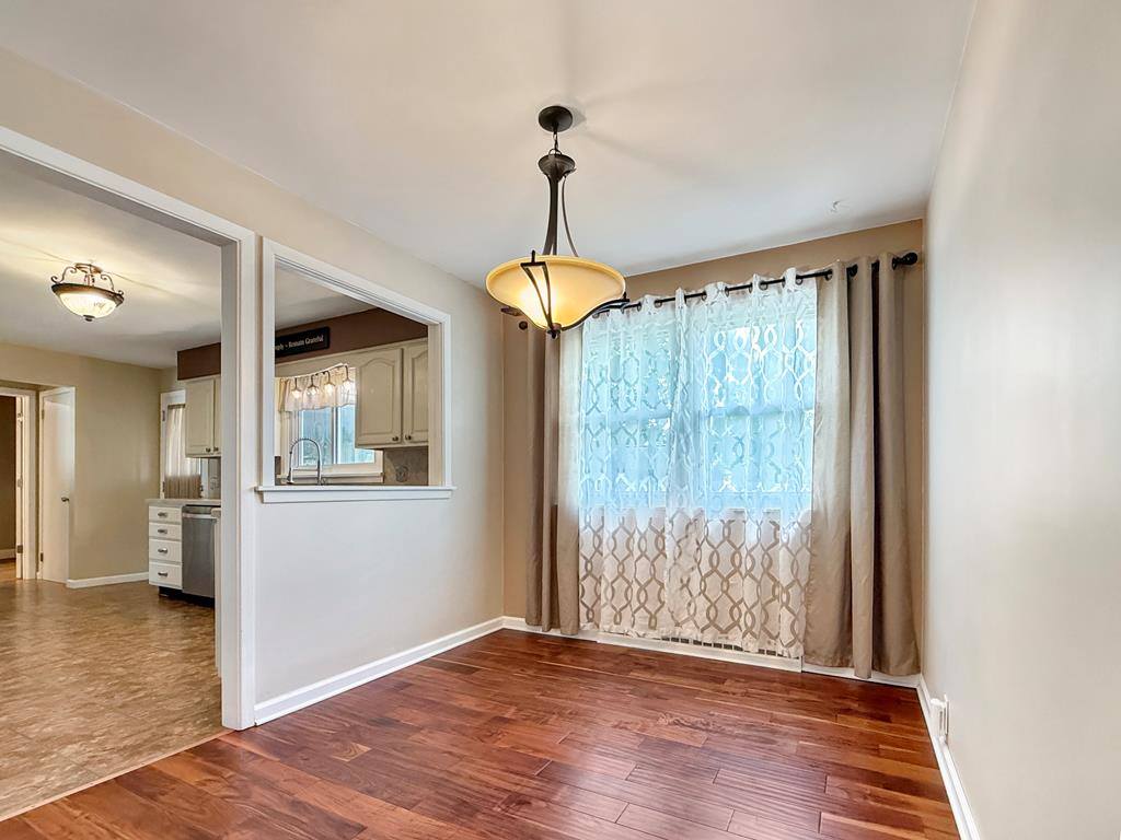 1008 Columbus Cir S, Ashland, OH 44805