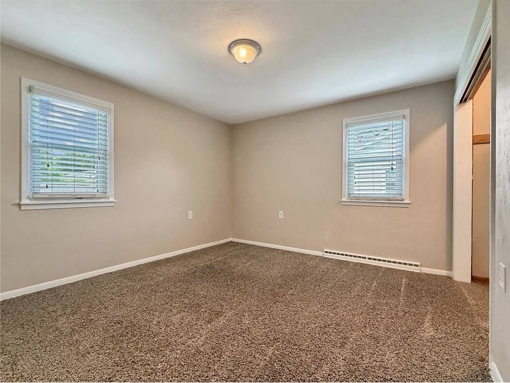 1008 Columbus Cir S, Ashland, OH 44805