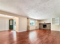 1008 Columbus Cir S, Ashland, OH 44805
