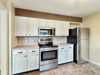 1008 Columbus Cir S, Ashland, OH 44805