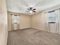 1008 Columbus Cir S, Ashland, OH 44805