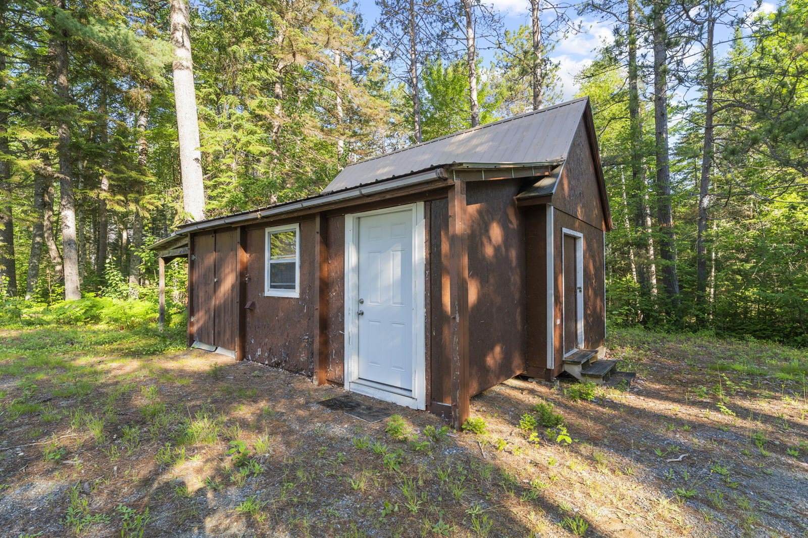 15 East Lane, Ebeemee Township, ME 04414