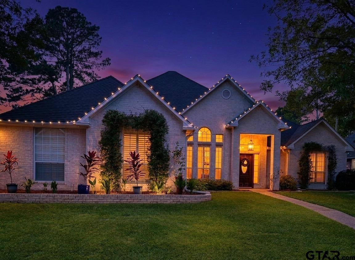 3855 Broadmoore Ct, Tyler, TX 75707