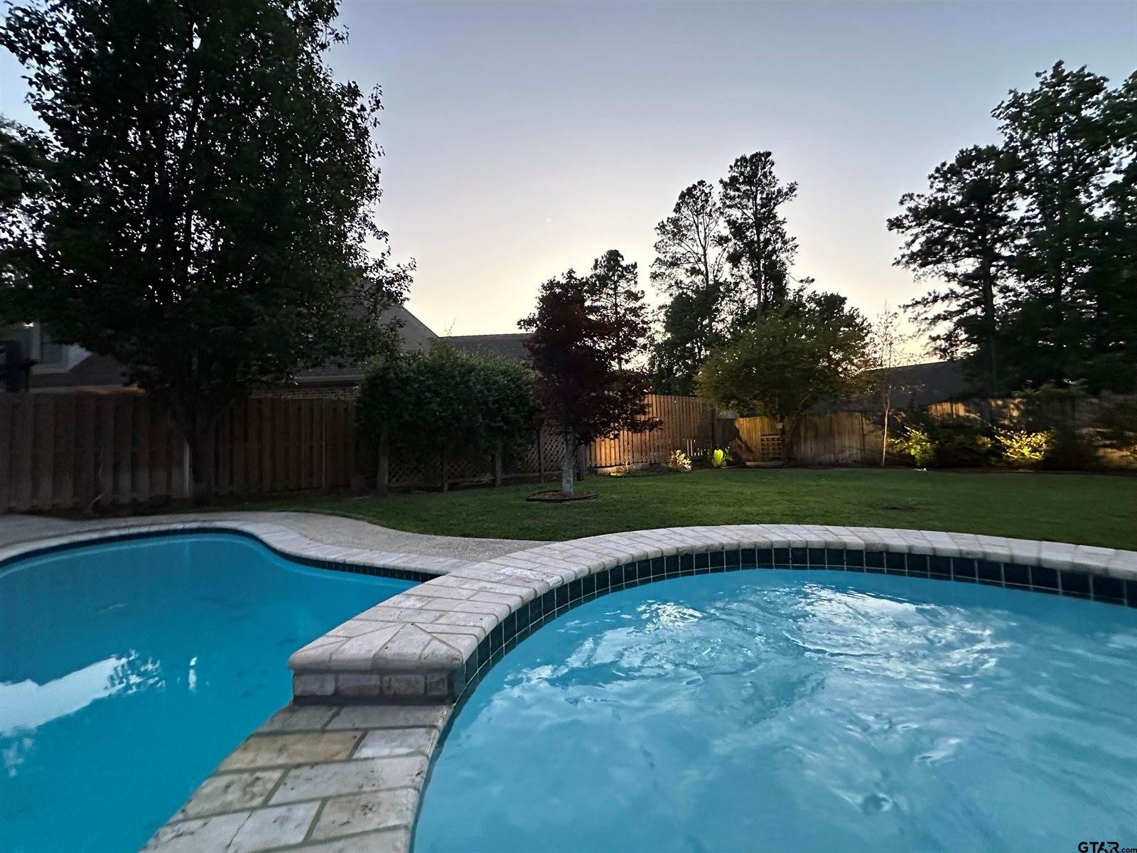 3855 Broadmoore Ct, Tyler, TX 75707