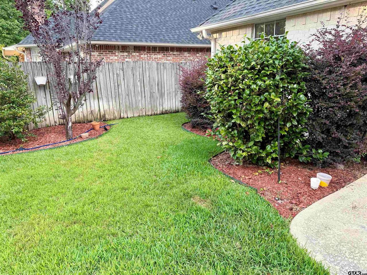 3855 Broadmoore Ct, Tyler, TX 75707