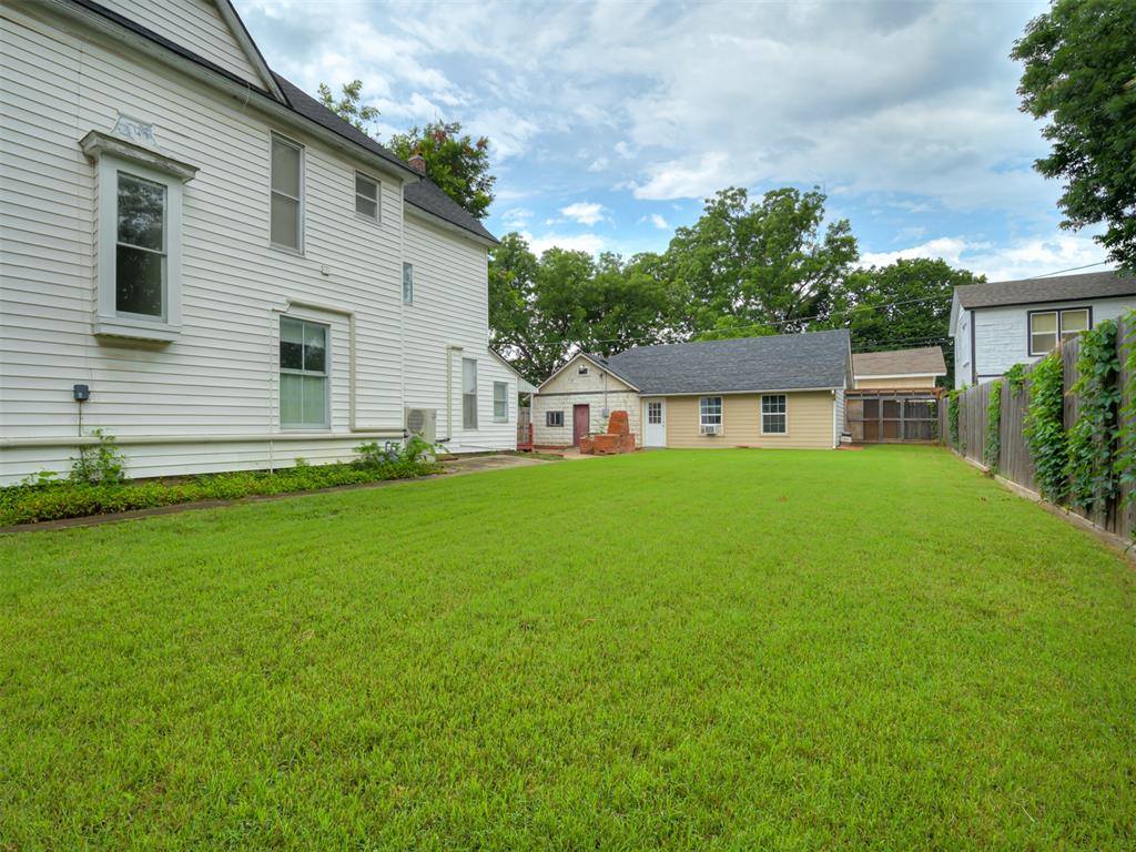 702 North Park Avenue, Shawnee, OK 74801