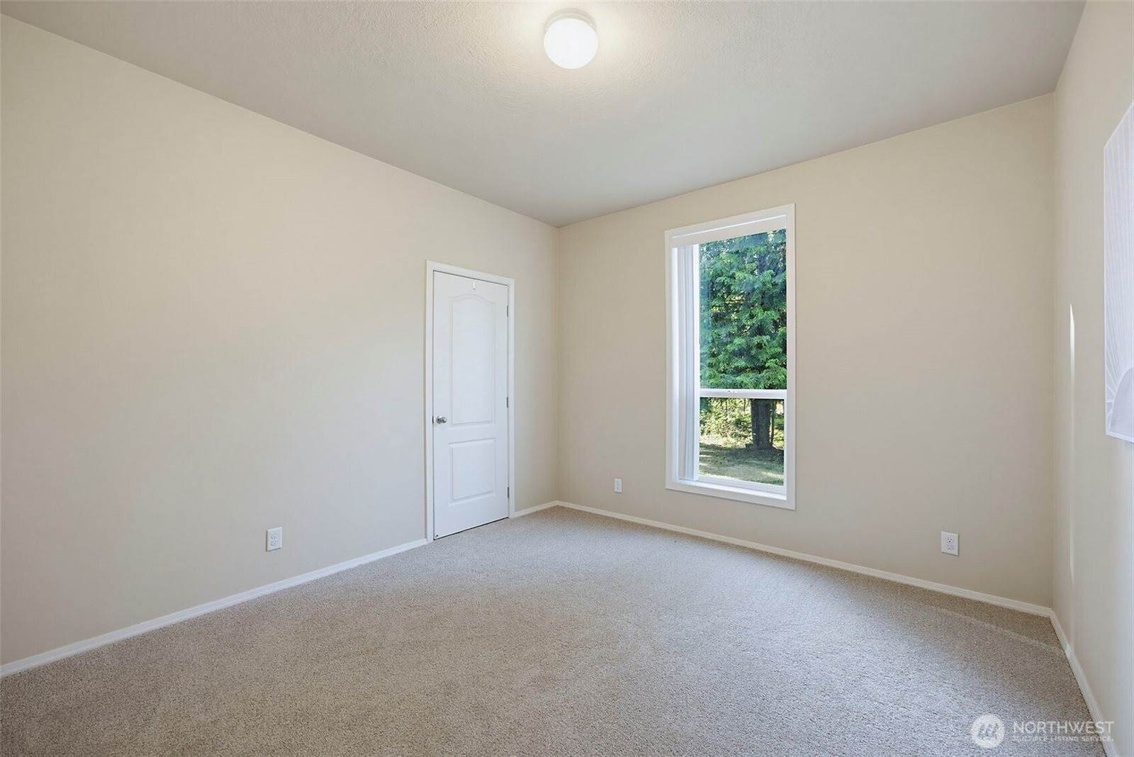 19718 14th Street NW, Lakebay, WA 98349