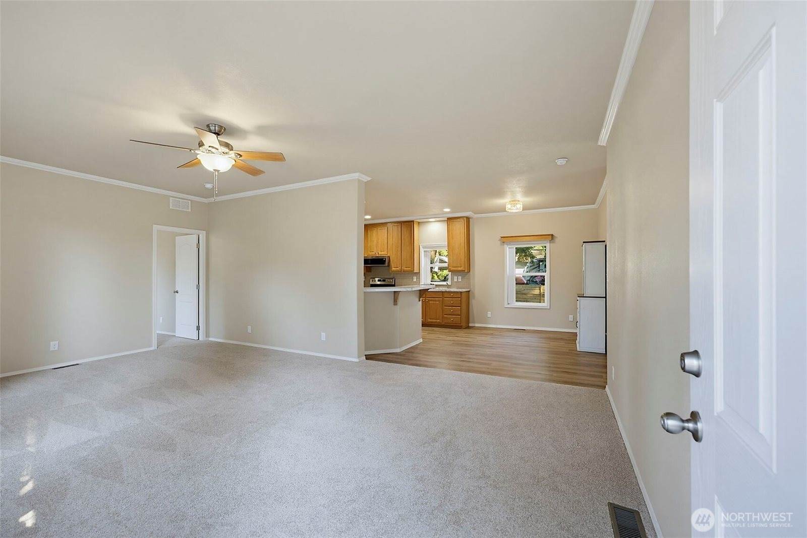 19718 14th Street NW, Lakebay, WA 98349