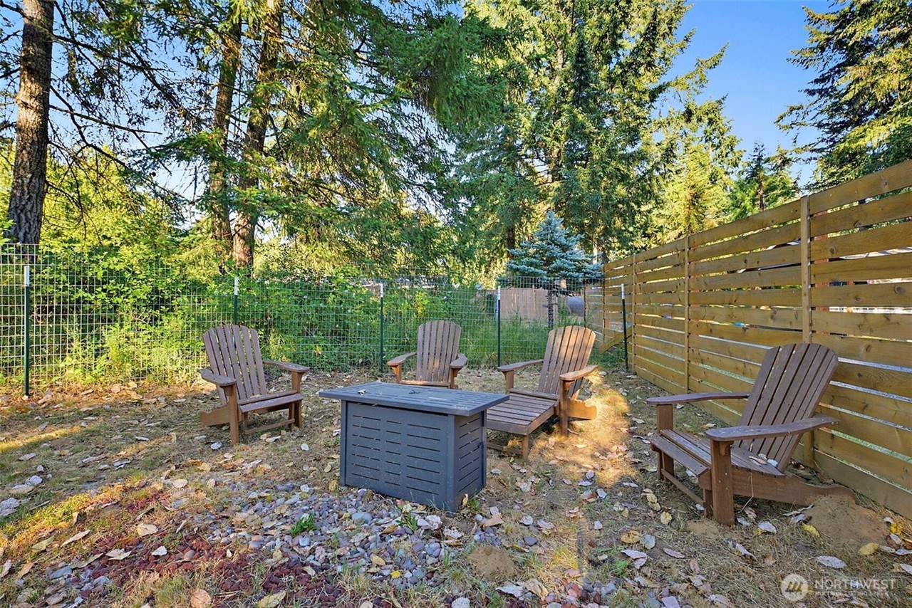 19718 14th Street NW, Lakebay, WA 98349