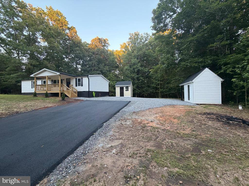 13577 Countyline Church Road, Woodford, VA 22580