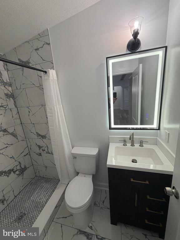 13577 Countyline Church Road, Woodford, VA 22580
