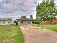 1426 West Watts Street, El Reno, OK 73036