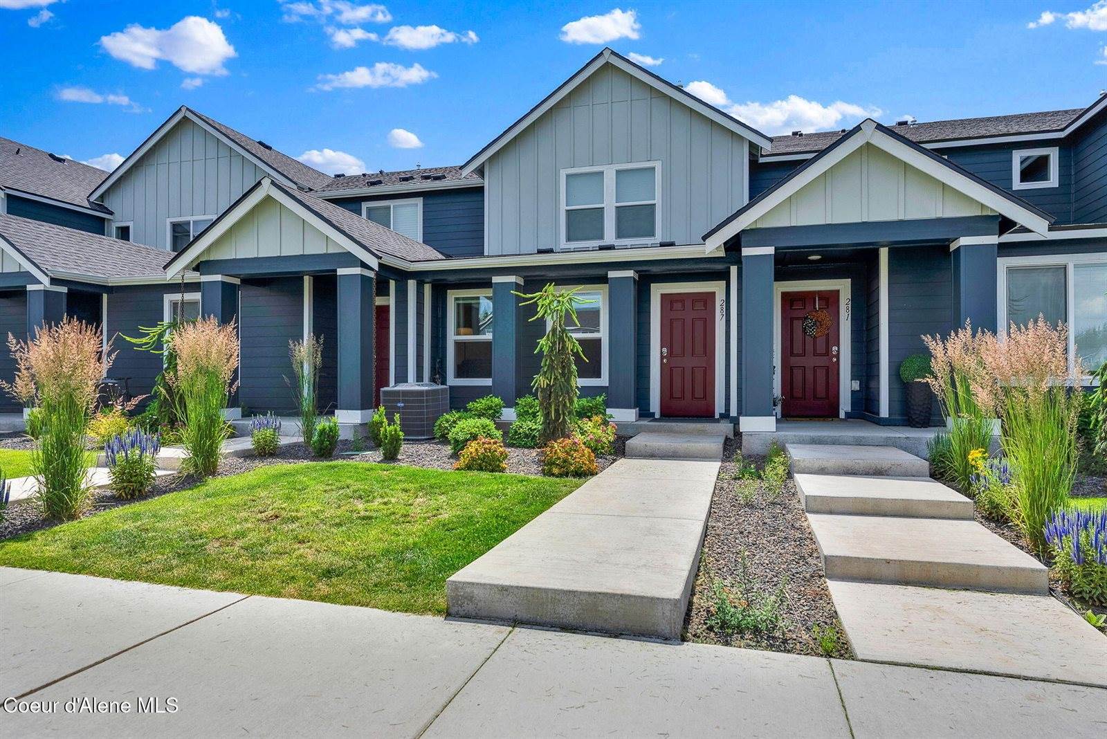 287 East Lupine Ln, Hayden, ID 83835