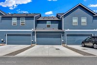 287 East Lupine Ln, Hayden, ID 83835