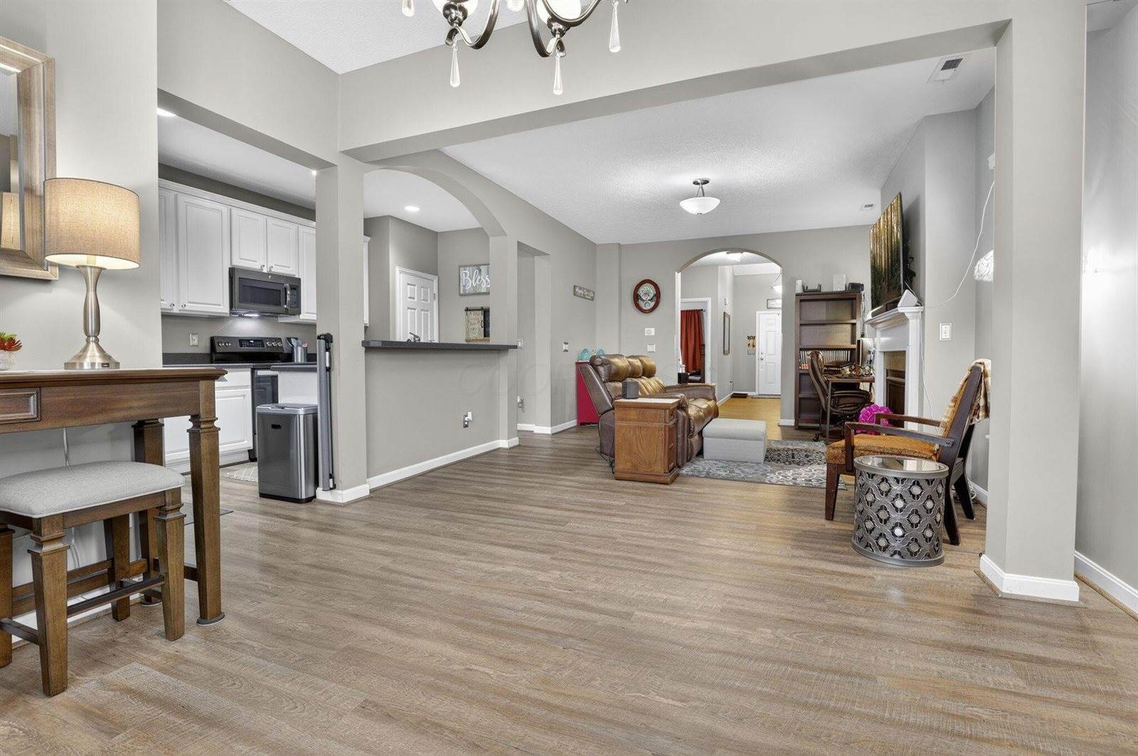 7911 Ashenden Drive, Blacklick, OH 43004