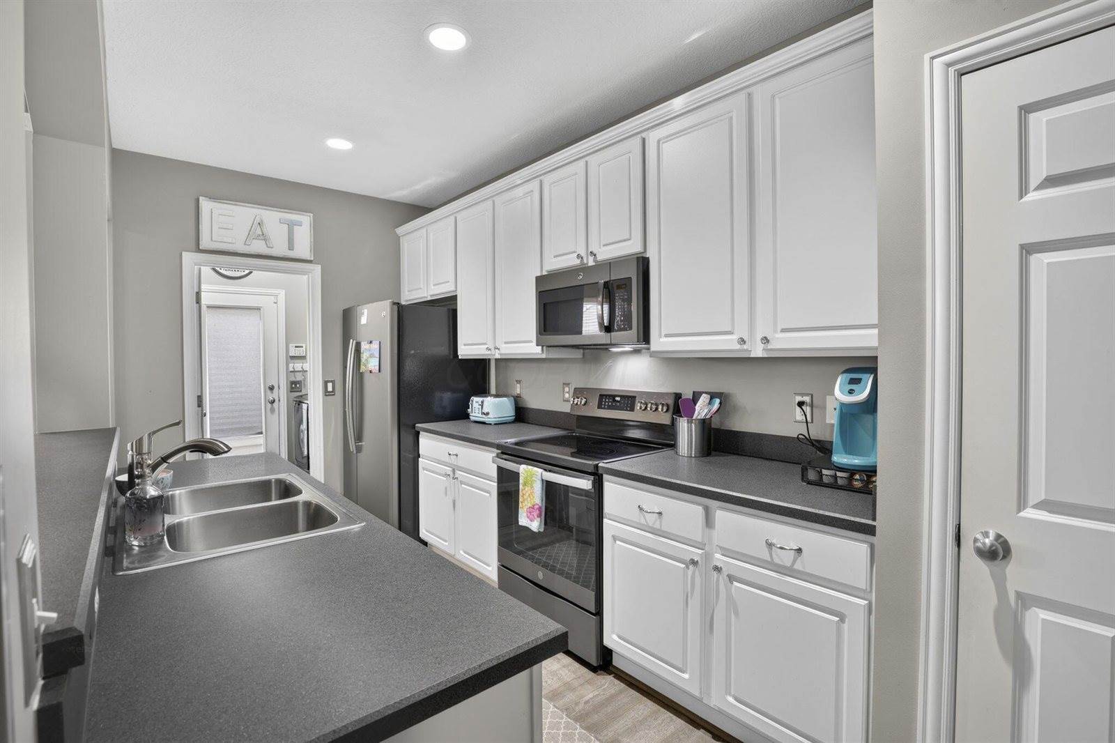 7911 Ashenden Drive, Blacklick, OH 43004