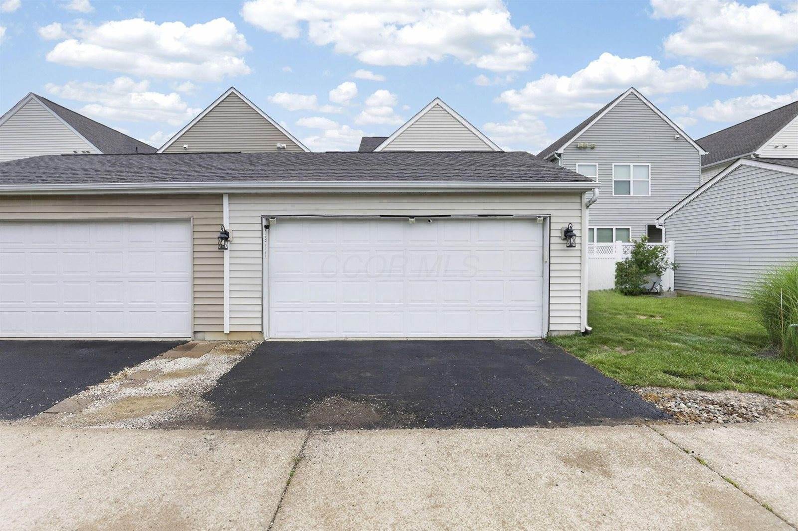 7911 Ashenden Drive, Blacklick, OH 43004