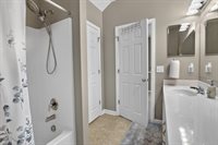 7911 Ashenden Drive, Blacklick, OH 43004