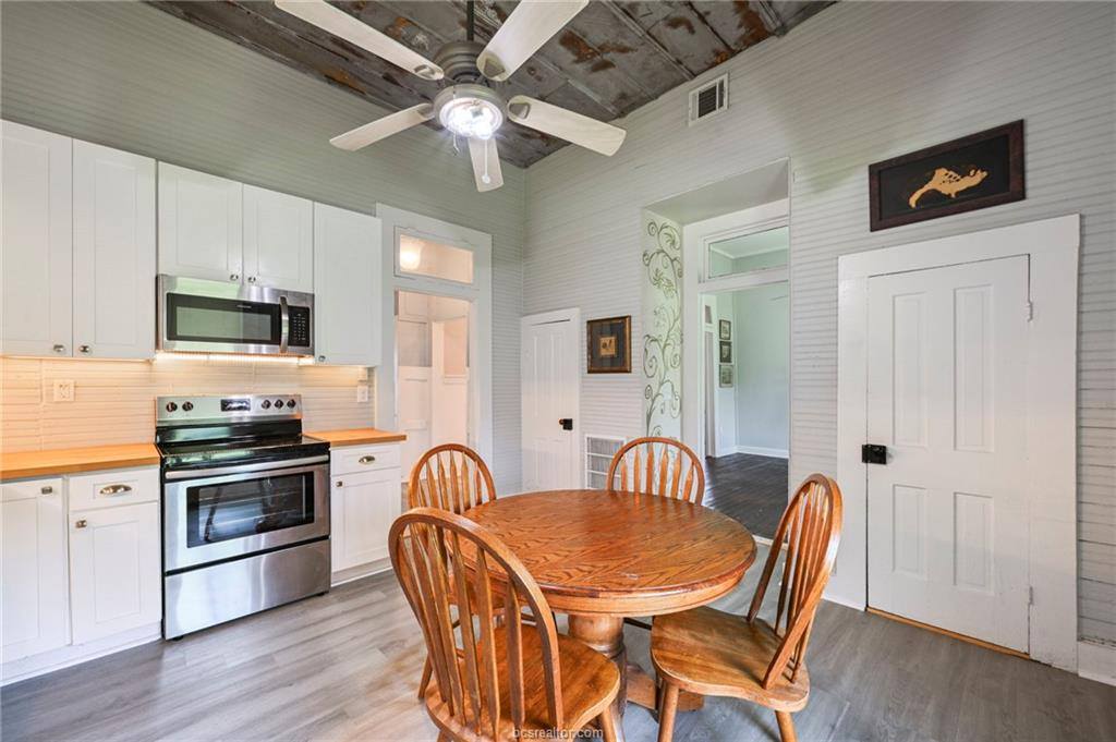326 5th Street, Somerville, TX 77879