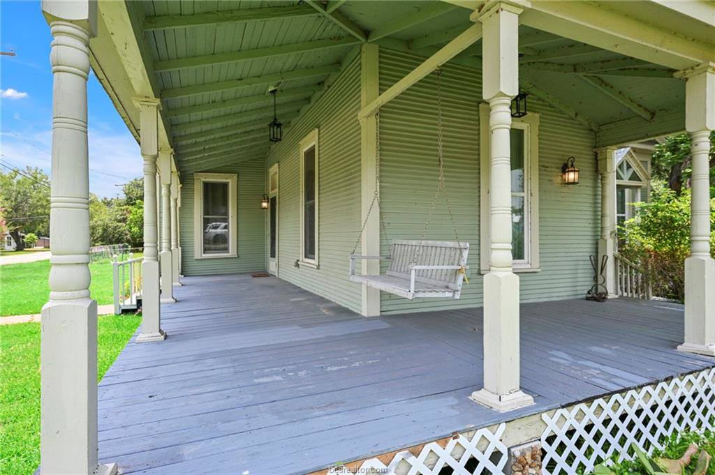326 5th Street, Somerville, TX 77879