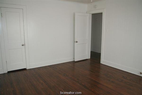 814 Banks, Bryan, TX 77803